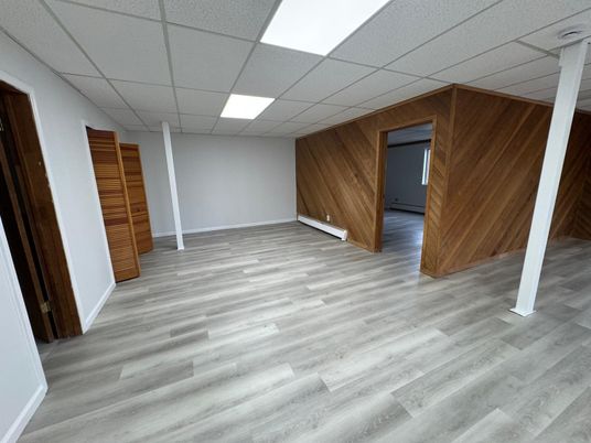 Empty room, Interior, Recessed Lighting, Wood Texture Flooring, Wooden Walls