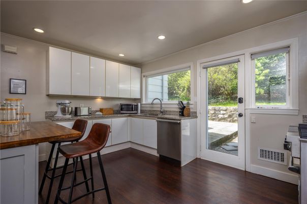 Interior, Kitchen, Recessed Lighting, Wood Texture Flooring