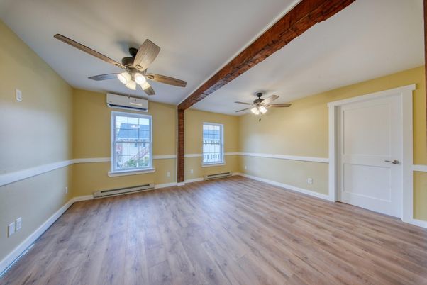 Empty room, Interior, Wooden Beams, Wood Texture Flooring