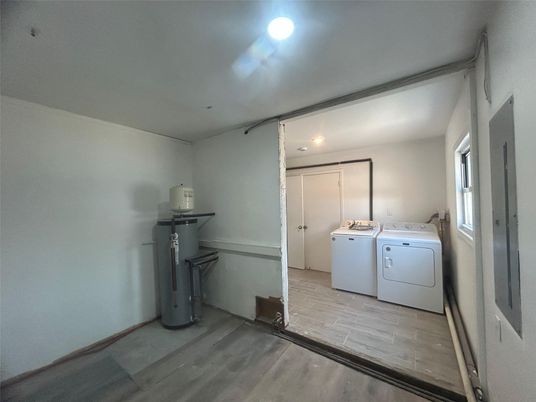 Interior, Recessed Lighting, Washer