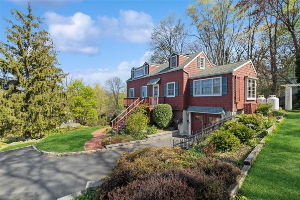 Exterior, Facade, Brick Facade, Cape Cod