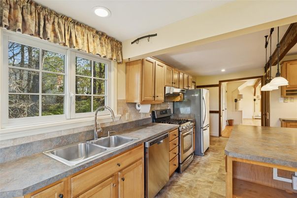 Interior, Kitchen, Pendant Lights, Recessed Lighting, Stainless Steel Appliances