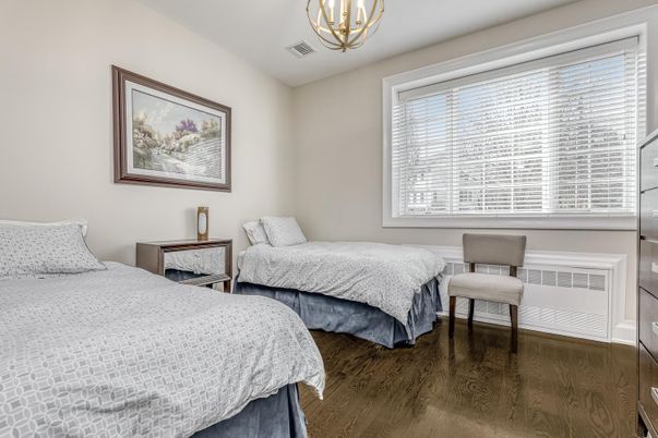 Bedroom, Interior, Pendant Lights, Wood Texture Flooring