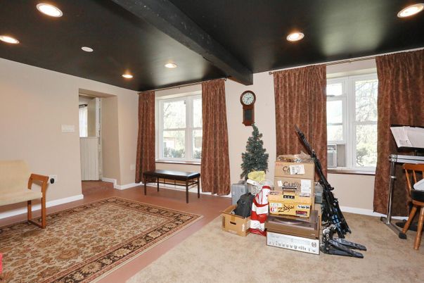 Game Room, Interior, Recessed Lighting