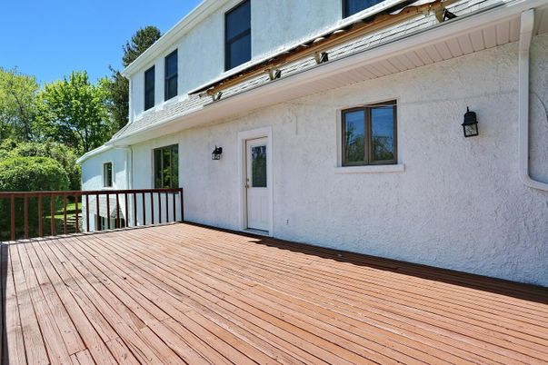 Exterior, Wood Texture Flooring