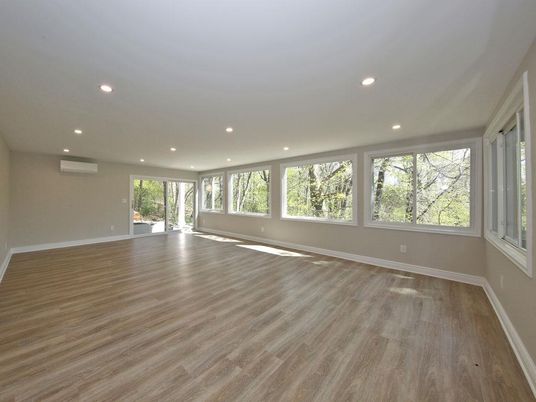 Empty room, Interior, Recessed Lighting, Wood Texture Flooring