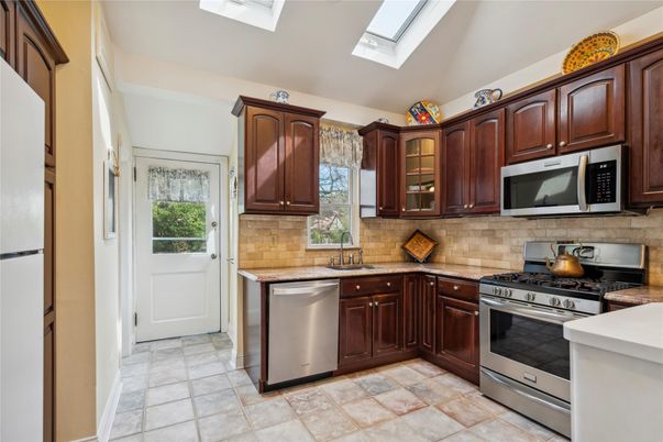 Interior, Kitchen, Stainless Steel Appliances