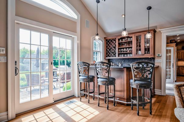 Interior, Pendant Lights, Recessed Lighting, Wood Texture Flooring