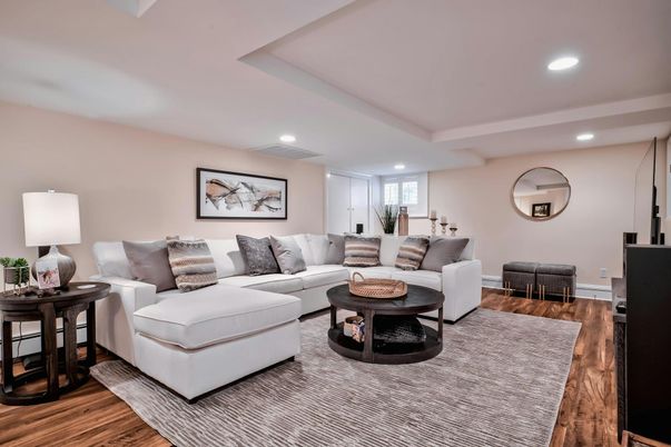 Interior, Living room, Recessed Lighting, Wood Texture Flooring