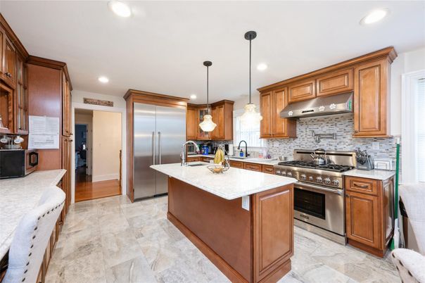 Interior, Kitchen, Pendant Lights, Recessed Lighting, Stainless Steel Appliances