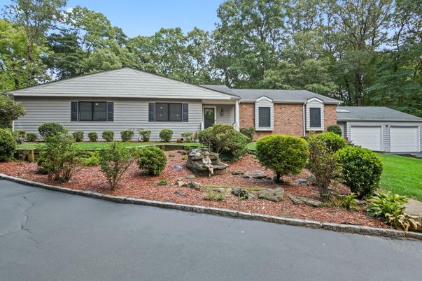 Detached Garage, Exterior, Facade, Brick Facade, Ranch