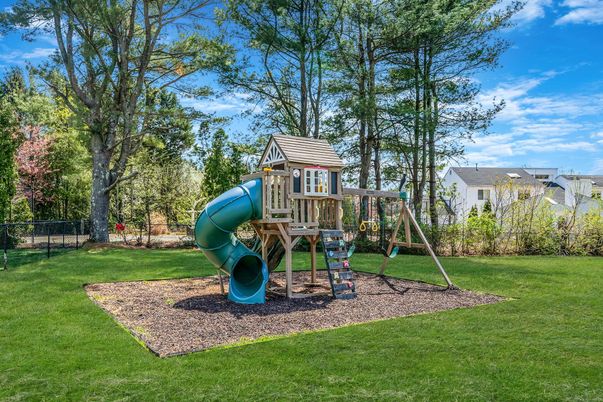 Backyard, Exterior, Playground