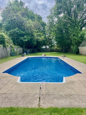 Exterior, Pool