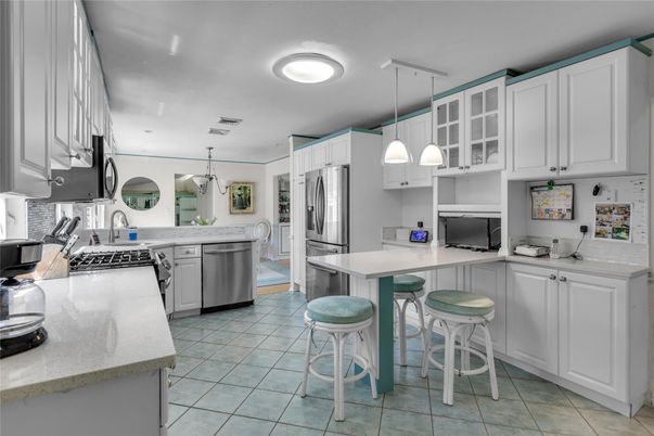 Interior, Kitchen, Pendant Lights, Stainless Steel Appliances