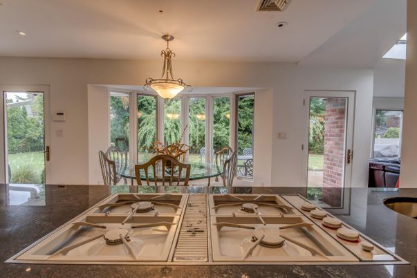 Dining room, Interior, Pendant Lights, Recessed Lighting