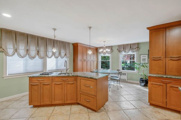 Dining room, Interior, Kitchen, Pendant Lights, Recessed Lighting