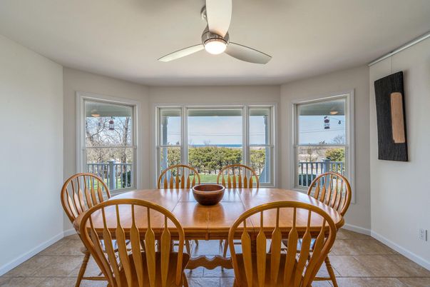Dining room, Interior