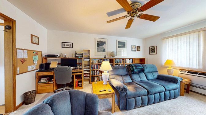 Home Office, Interior