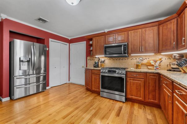 Interior, Kitchen, Stainless Steel Appliances, Wood Texture Flooring