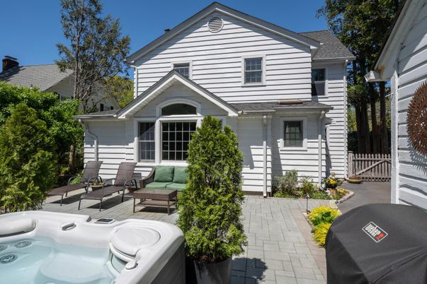 Exterior, Hot Tub