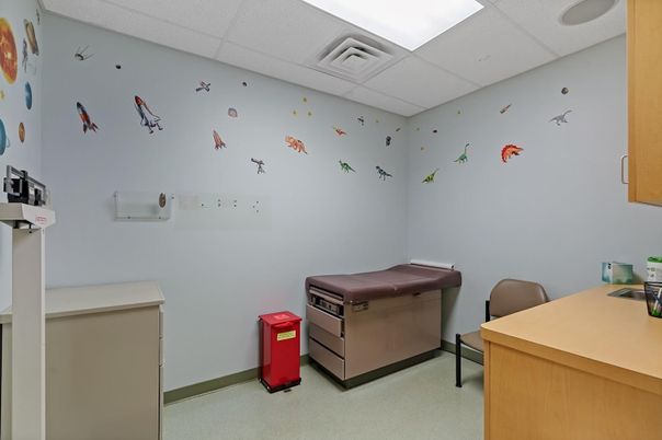 Home Office, Interior