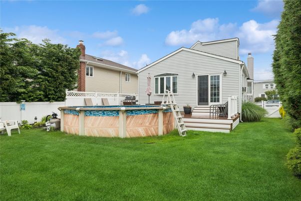 Backyard, Exterior, Pool