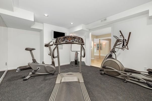 Fitness Equipment, Interior, Recessed Lighting