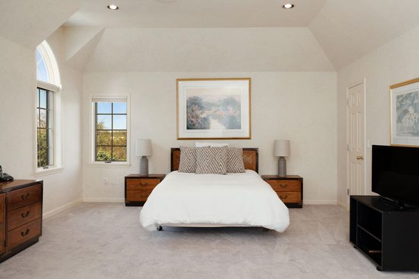 Bedroom, Interior, Recessed Lighting