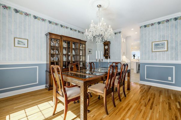 Chandelier, Dining room, Interior, Recessed Lighting, Wood Texture Flooring