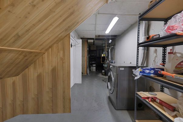 Interior, Wooden Walls