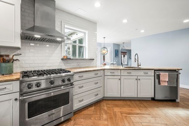 Chandelier, Interior, Kitchen, Recessed Lighting, Stainless Steel Appliances, Wood Texture Flooring