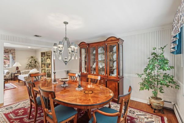 Chandelier, Dining room, Interior, Recessed Lighting, Wood Texture Flooring