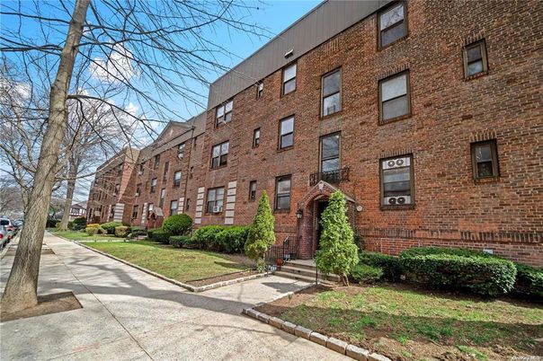 Exterior, Facade, Brick Facade, Condo Building
