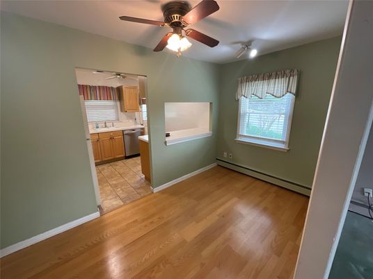 Empty room, Interior, Kitchen, Wood Texture Flooring