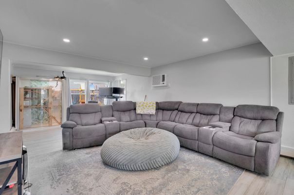 Interior, Kitchen, Living room, Recessed Lighting, Wood Texture Flooring