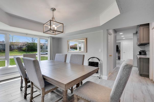 Dining room, Interior, Pendant Lights, Recessed Lighting, Wood Texture Flooring