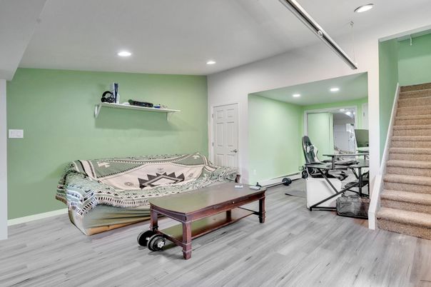Interior, Recessed Lighting, Wood Texture Flooring