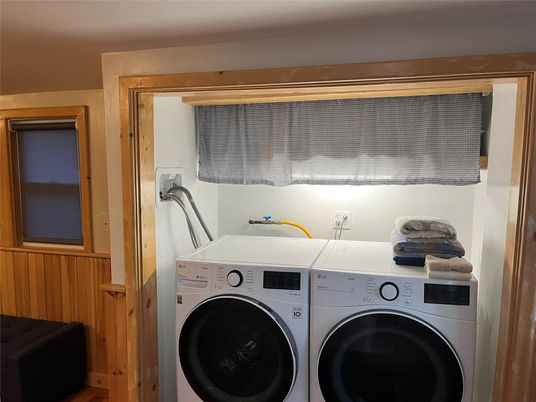 Interior, Utility Closets, Washer
