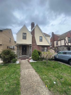 Exterior, Facade, Brick Facade, Tudor Revival