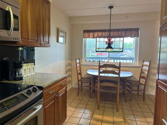 Dining room, Interior, Kitchen, Pendant Lights