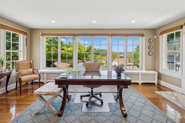 Home Office, Interior, Recessed Lighting, Wood Texture Flooring