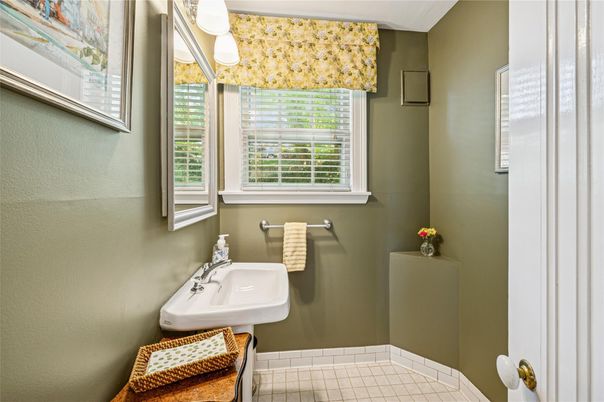 Bathroom, Interior