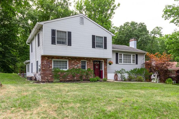 Exterior, Facade, Brick Facade, Split Level