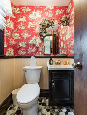 Bathroom, Interior