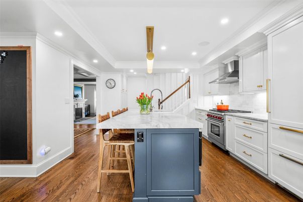 Dining room, Interior, Kitchen, Pendant Lights, Recessed Lighting, Stainless Steel Appliances, Wood Texture Flooring