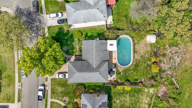 Exterior, Drone
