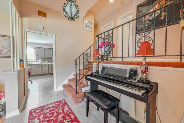 Interior, Piano, Recessed Lighting