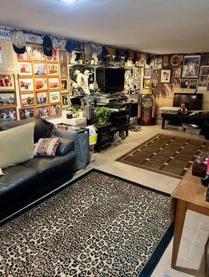Interior, Living room