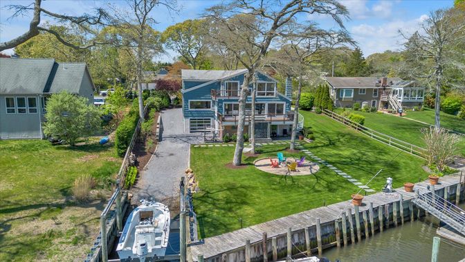 Backyard, Exterior, Lake