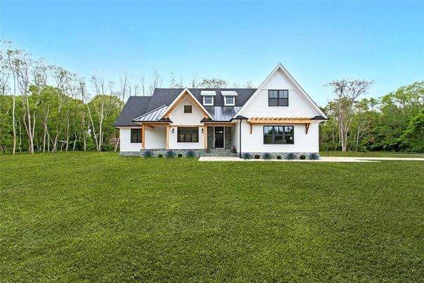 Backyard, Exterior, Facade, Farmhouse